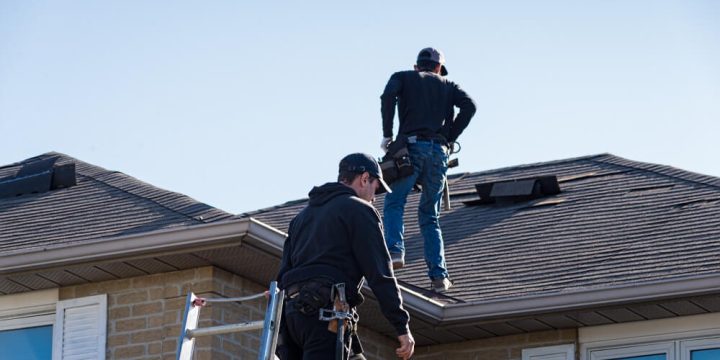 Jak zapobiegać uszkodzeniom dachu za pomocą regularnych inspekcji?  
